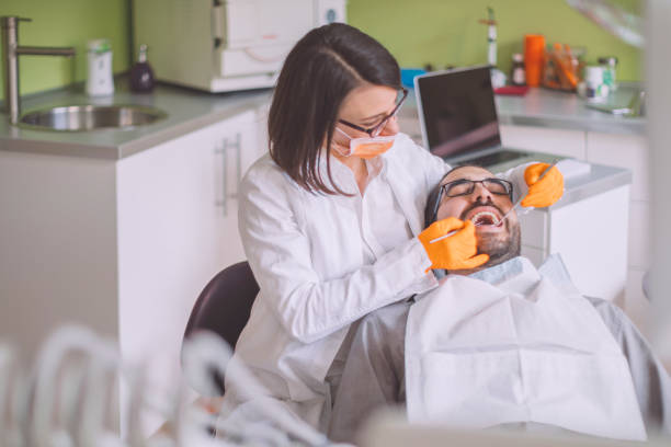 Best Emergency Gum Pain Relief  in Naples Manor, FL